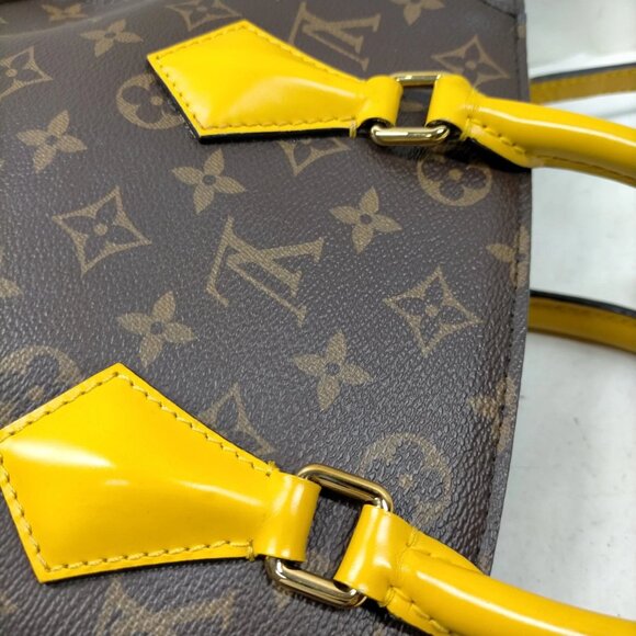 Louis vuitton Phoenix PM Brown Monogram Hand Bag 662-050925 - Picture 6 of 16